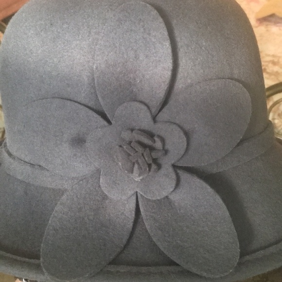 Forever 21 Charcoal Grey Bowler Hat - Picture 4 of 6